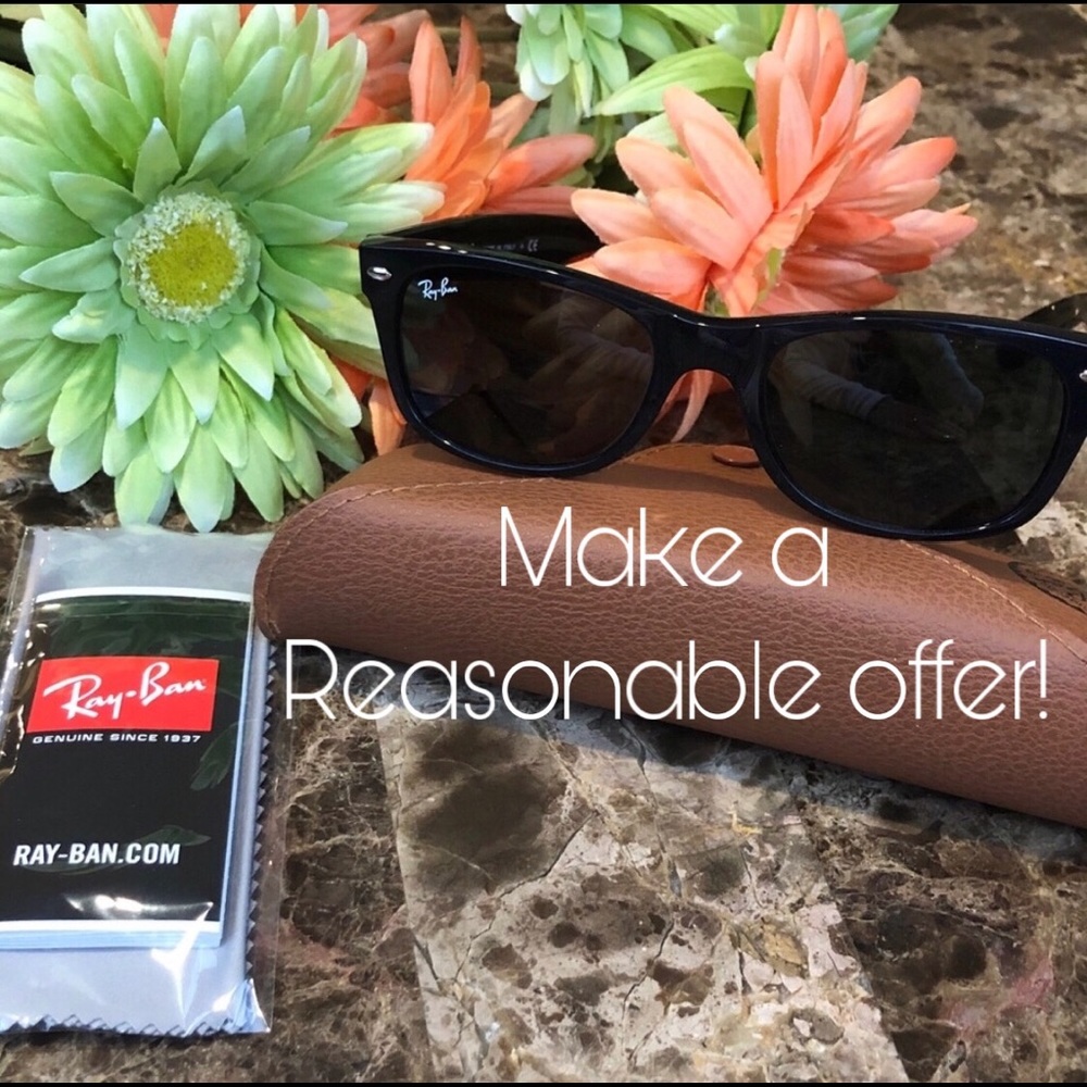❗️SOLD❗️ Ray•Ban Wayfarer Classic Black Sunglasses - Picture 1 of 8